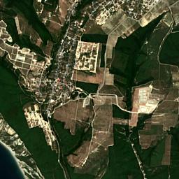 Берег, км 3.7–4.4: съёмка 2024, Sentinel-2 (мозаика без облачности)